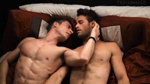 AMARRES DE AMOR GAYS